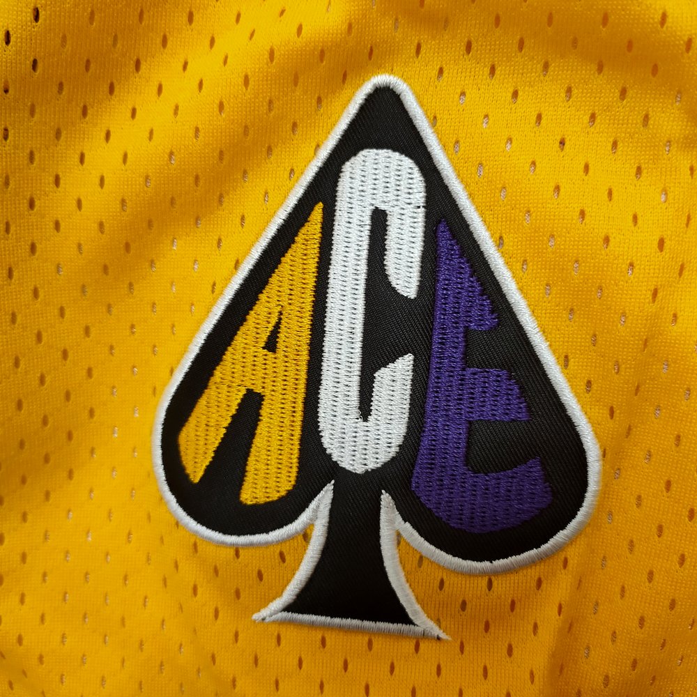 Los Angeles Lakers Yellow Shorts 3