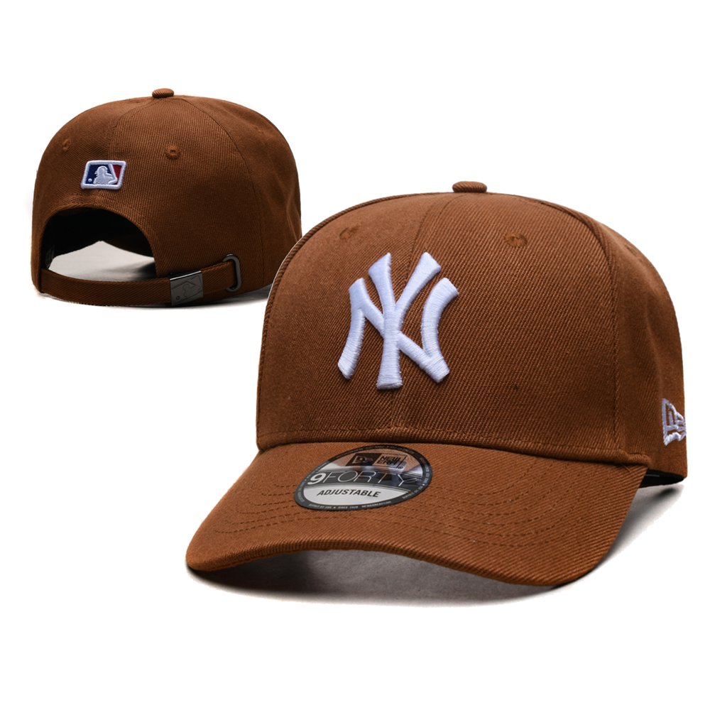 New York Yankeess Adjustable Hat 1